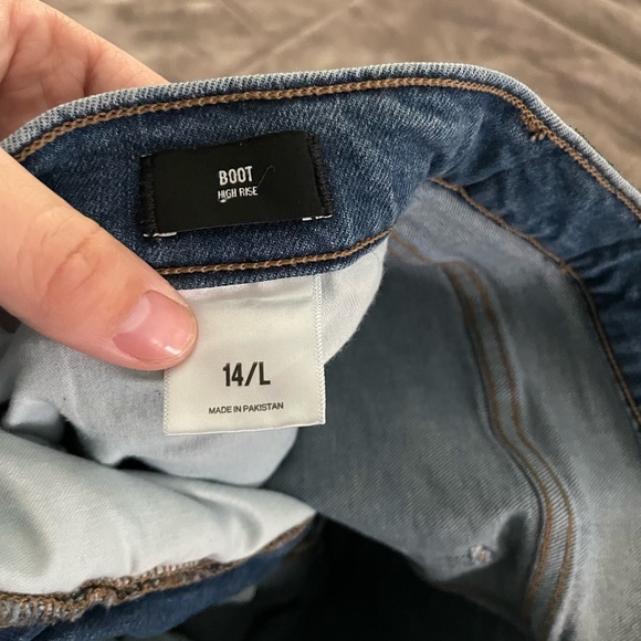 Express Jeans - Picture 2 of 2